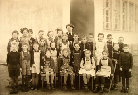 Mselbacher Schulklasse aus frherer Zeit